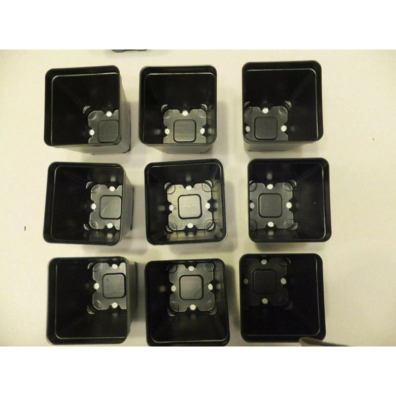 Landmark 3.5 inch SQUARE BLACK NURSERY POTS - SET OF