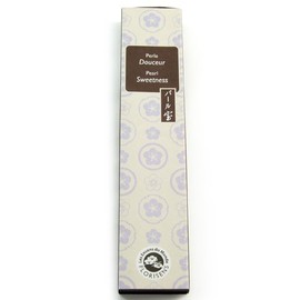 Karin Pearl Japanese Incense Sticks by Kunjudo + Ceramic Holder