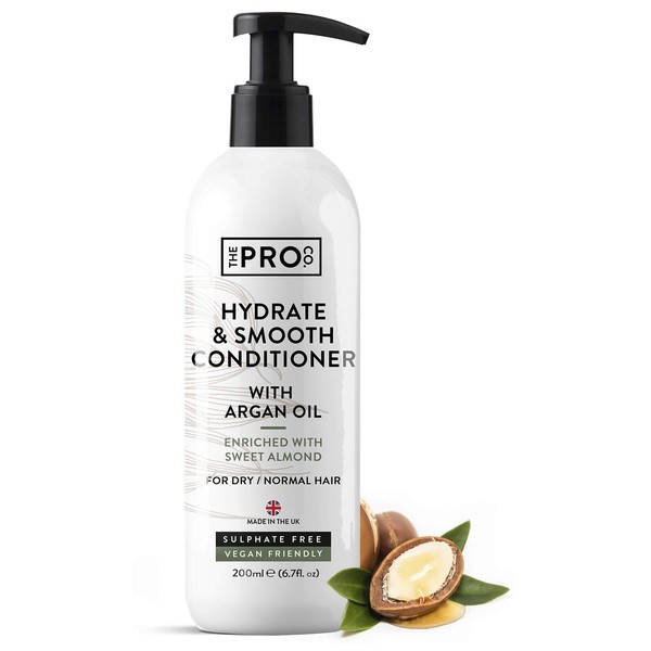 Moisture and care conditioner 200 ml - enriched with hydrolysed sweet almond seed cake - conditioner with sweet almond oil - vegan friendly - hair conditioner - made by The Pro Co