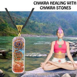 TOFBS Chakra Crystal Pendant Necklace & Bracelet Jewellery Set for Men and Women, Reiki Healing Stone Necklace Bracelet Lucky Charm for Healing Protection Positive Energy Yoga Balance Meditation