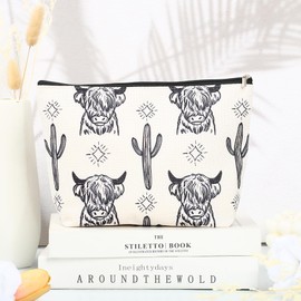 Wasise Highland Cow Bag - Highland Cow Gifts, Waterproof Canvas Cosmetic Bag for Women, Western Style Cows Print Purs,Small Makeup Organizer,Cowgirl Stuff for Women,Multifunctional Travel Makeup Bags