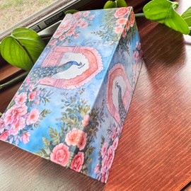 ATHULYA Dry Fruits Gift Box With Glass Jars