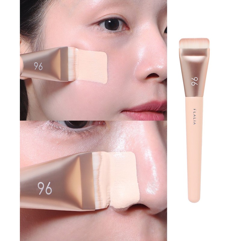 Plaria Flaria Muli Flat All-Cover Foundation Brush No. 96