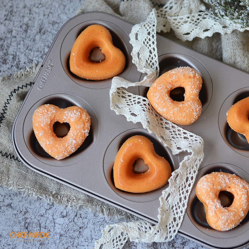 CHEFMADE - Molde de donut para pasteles, 6 cavidades antiadherentes