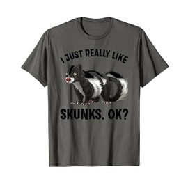 Cool Skunk Art For Men Women Kids Skunk Animal Skunk Lovers T-Shirt