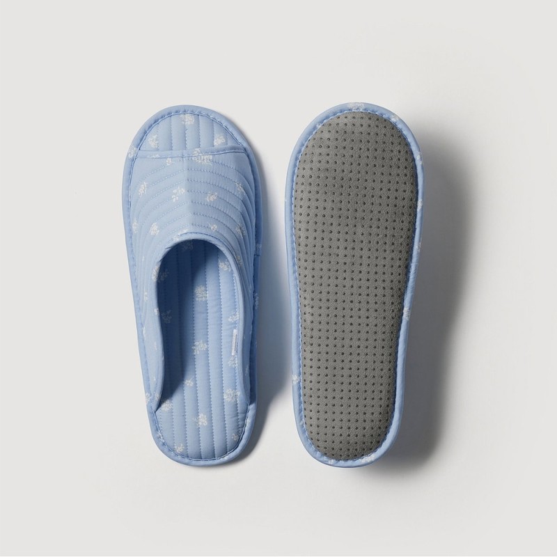 JAJU [JAJU] Quilting Washable Floral Slippers_250-265_Blue