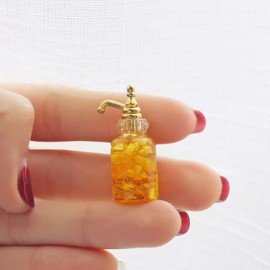 Miniature Beverage Bottles (2pcs): 1/12 Scale Glass Drink Bottles for Dollhouse Decor (Non-Edible)