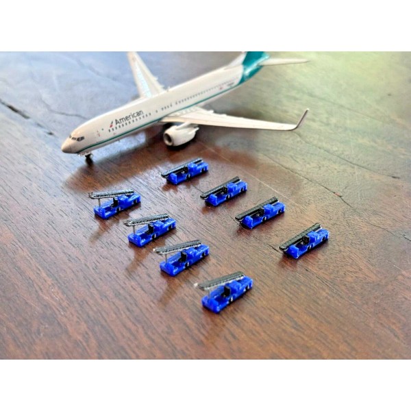 1:400 Model Airport Accessories - 8 Piece Baggage Belt Loader