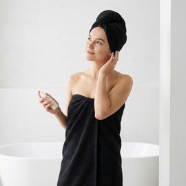 REDKISS Pack of 1 Jumbo Bath Sheet, 40 x 80 Inches Microfiber Oversized Bath Towel for Bathroom, Extra Large & Lightweight, Quick-Dry, Super Soft & Highly Absorbent, Perfect to Wrap Yourself In, Black