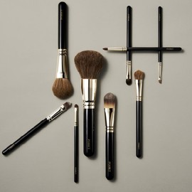 poare [Poiret]Hit and Run A Maquillage Pont de Ten / [뽀아레]뺑소 아 마끼아쥬 퐁 드 뗑