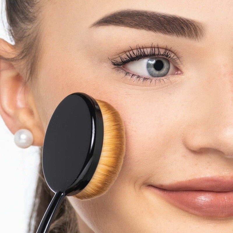 ARTDECO Large Oval Brush Premium Quality - Professional Makeup Brush