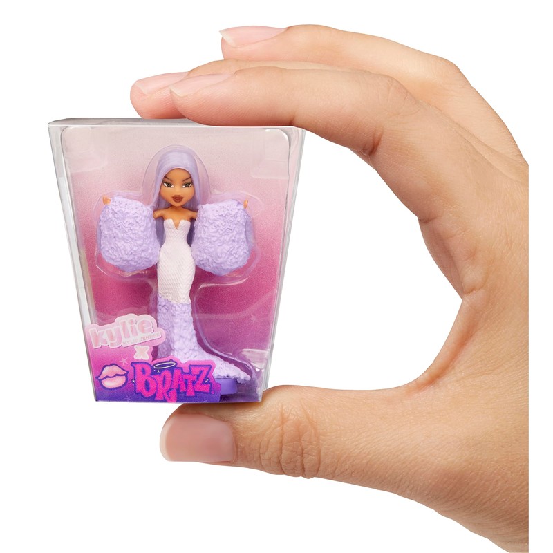 BRATZ x Kylie Jenner Series 1 Collectible Figures, 2 Minis