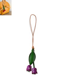 Yzikema Leather Leaf Flower Keychain, Boho Accessories Cute Keychains,Portable Keychain Accessories for Women Purse Pendant Charms (purple)