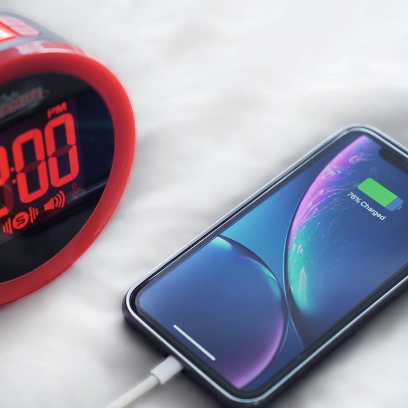 Geemarc WAKE 'N' SHAKE Dynamite - 95dB Loud Alarm Clock