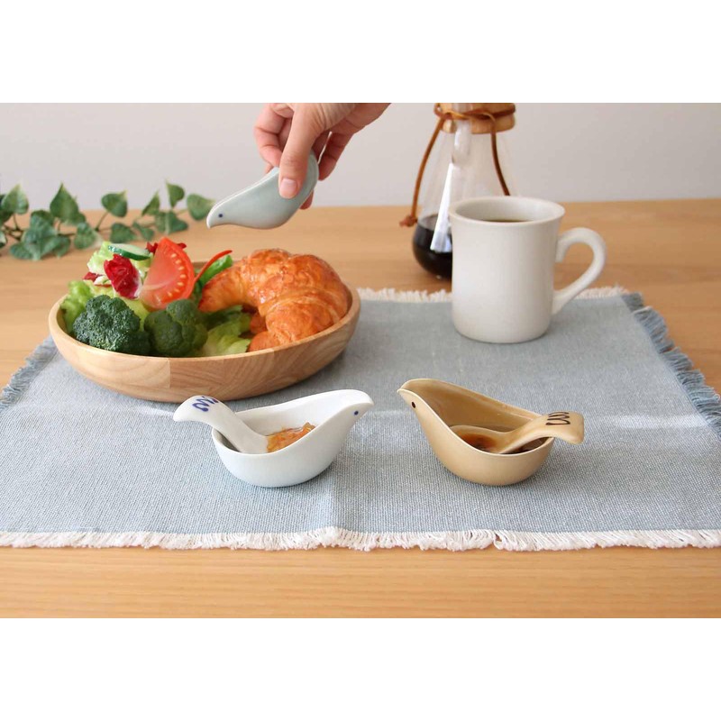 World Create viv Hasamiyaki Sauce Pot & Spoon, Beige Kotori
