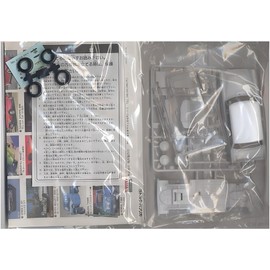 Micro Ace 1/32 Owners Club '61 Toyota Publica Plastic Model No. 16