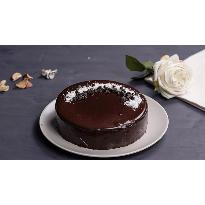 Samuel Groves Samuel Groves 8" Round Victoria Sandwich Sponge Cake