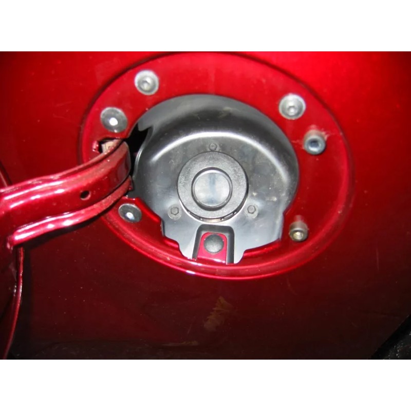Good-Ol-Bear ERGO GAS CAP DUST WATER COVER 2017-2025 GMC 1500