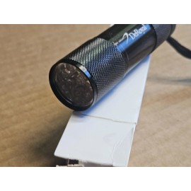 Deroyal UV Flashlight Batteries Included Lumitech™