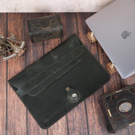 CestAntiQ, Leather Laptop Sleeve Compatible with MacBook Pro 13-13.3 Inch Notebook M3 M2 M1 Chip Pro Max 24-21 / MacBook Air 14, Laptop Bag Case with Pen Holder (Green)