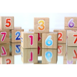 Wooden Cubes Counting (Set of Wooden Cubes. 12 Pieces with Rounded Corners. Colored Numbers with a Volume Effect on unpainted Cubes) / Derevyannye kubiki Schet/Деревянные кубики Счет