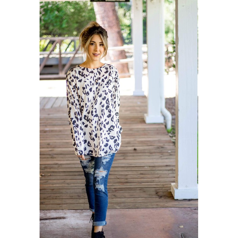 Tickled Teal Women's Long Sleeve Casual Loose Sweater Outerwear, Leopard