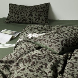 MKXI Leopard Print Duvet Cover Queen Green and Brown Bedding Set Animal Cheetah Jacquard Vintage Floral Muslin Yarn-Dyed Cotton Comforter Cover Luxury Bedding Collection Boho Chic Style
