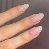 modelones Uñas postizas cortas con lunares en almendra, diseño de