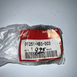 Honda GENUINE HONDA REAR BRAKE DUST SEAL B TRX200 SX D TRX300 FW FOURTRAX 300 200