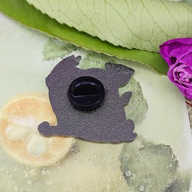Ficsowy Bread for All and Roses Too Enamel Pin - Inspirational Labor Rights Lapel Pin, Feminist History Badge, Social Justice Gift for Activists, Aesthetic Flower Jewelry for Bags