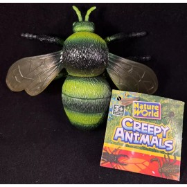 NATURE WORLD Large Flying Bug - Nature World - Creepy Animals - Approx 3.75" Long x 4.5" Wide
