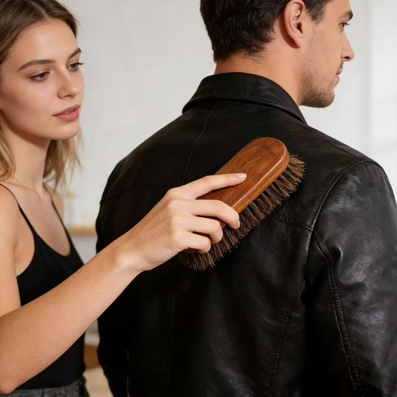 QIANSSE Premium Horsehair Leather Brush