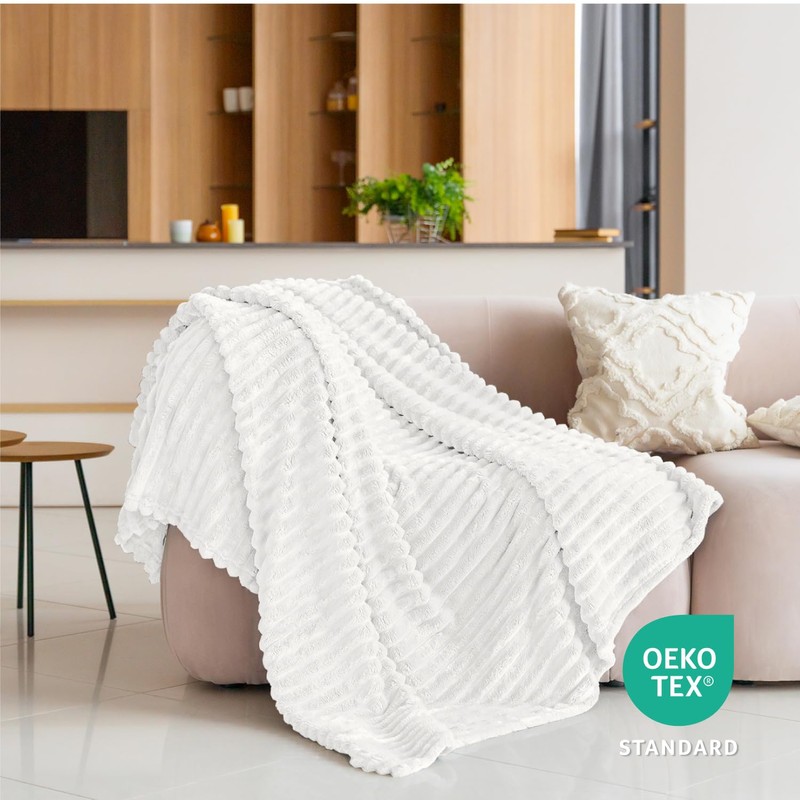 Dreamzie Cuddly Fluffy Fleece Blanket 130 x 150 cm, Flannel