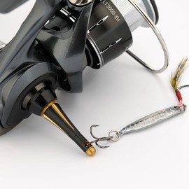 Reel Stand with Hook Keeper, 1.7 inches (43 mm), Daiwa Spinning Reel, Protection, Compatible with 23 Aerity, 3000 Etc., Hook Hanging, Aluminum, Ultra Lightweight 0.2 oz (5.4 g)