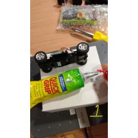 ARTIN 1/43 SLOT CAR Guide Pin Substitute 4 Artin Cars W/ Yellow Pins Buy 2 get 1