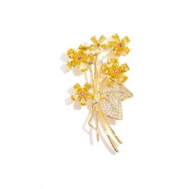 Glittering 14K Gold Crystal Bouquet Brooch, Luxurious Moissanite Embellished Vintage Floral Brooch, Shawl Accessory for Fashion Ladies (Yellow)