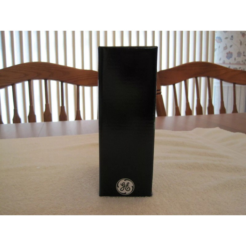 GE STAY BRIGHT 2018 GE STAY BRIGHT 100 LED MINIATURE