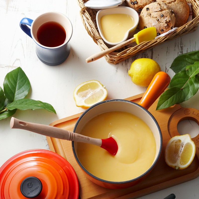 Le Creuset Smaller Venus Spatula Spoon Cherry Red