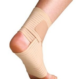 Thermoskin Adjustable Figure 8 Ankle Wrap, L/XL