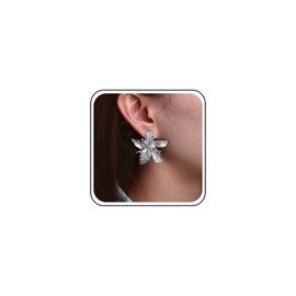 Vintage Metal Flower Earrings Silver Flower Stud Earrings Exaggerated Flower Petal Earrings Large Floral Earrings Flower Statement Earrings Jewelry for Women
