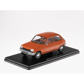 OPO 10 - Collectible miniature car 1/24 compatible with RENAULT 5 TL - 1972 - VC010