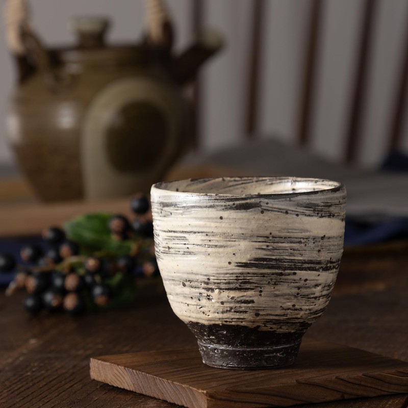 Marui Seikyo Shigaraki Ware Hechimon Tea Cup, Capacity Approx. 7.8