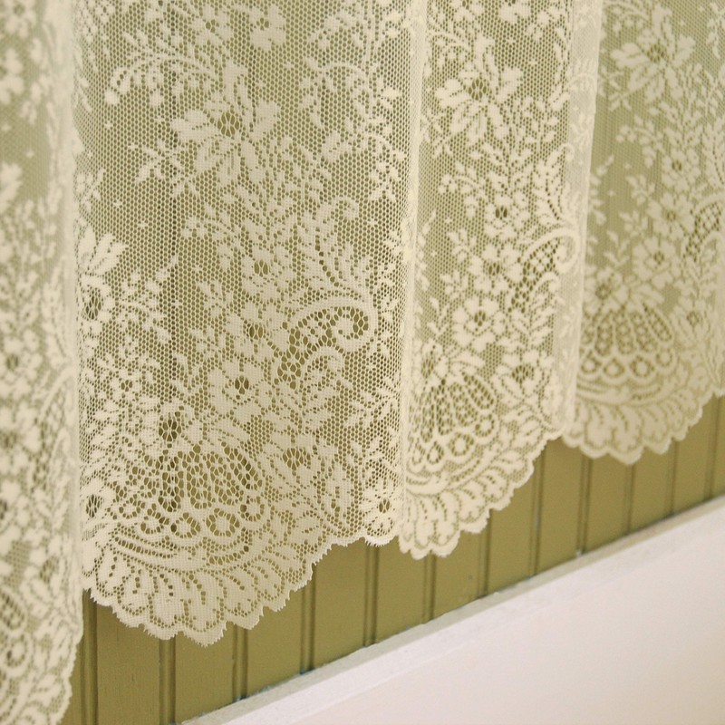 Heritage Lace Floret 72-Inch by 72-Inch Shower Curtain, White