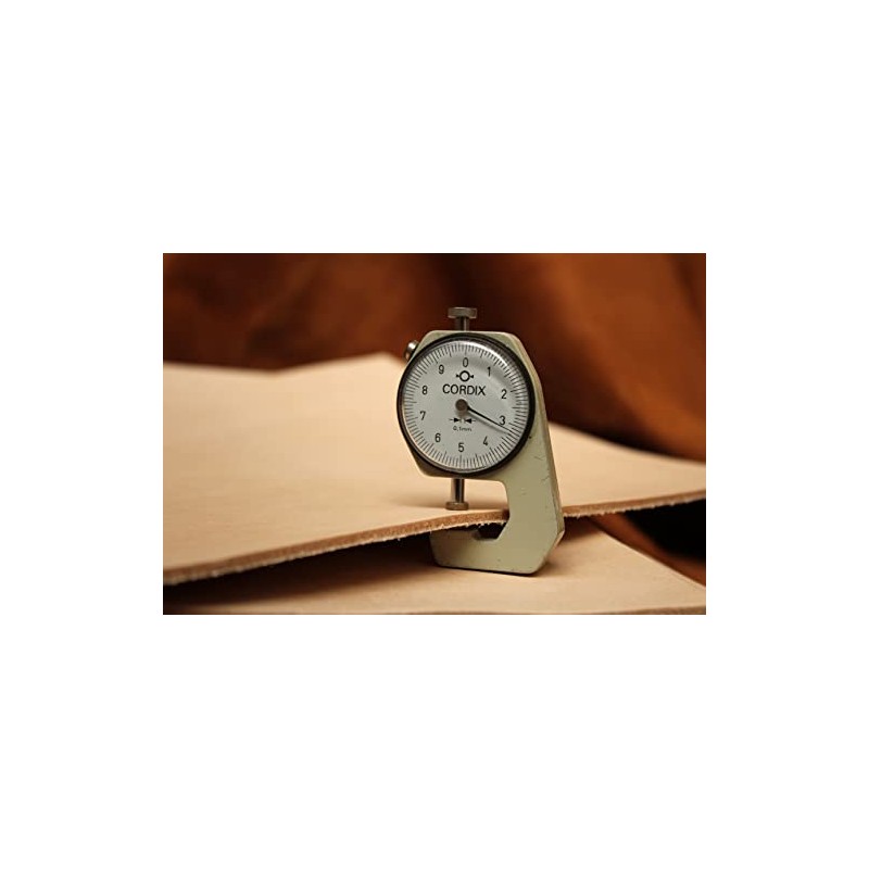 Cut or skin: strong blank leather, hallmarked leather, approx. 3-3.3