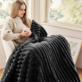 Wajade Fluffy Flannel Blanket Faux Fur Bed Throw Super Soft Warm Large Blanket for Bed Sofa Car, Dark Grey 127x153CM