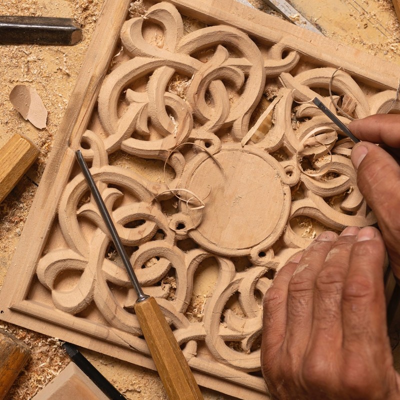 Professional 12 Piece Wood Carving Set with Rollup Canvas Case