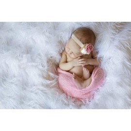 Toddmomy Baby Photo Blanket Faux Fur Mat Basket Baby Photo Wrap Sack Newborn Photography Props for Toddler Infant 70x60cm White