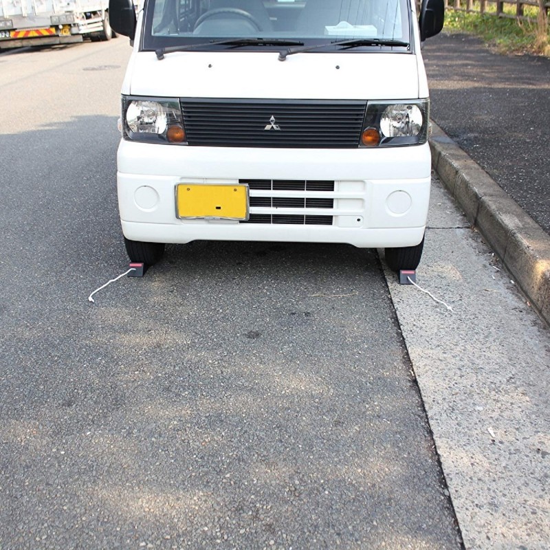 Meltec FTW-01 Vehicle Tire Stopper, Plastic, Rubber, 4 Reflective Tapes,