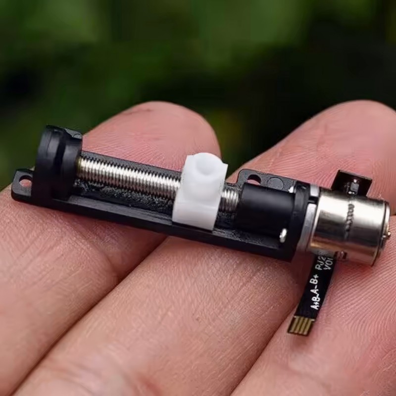 Micro 8mm 2-Phase 4-Wire Precision Stepper Motor DC 5V –