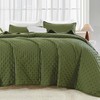 Andency Green King Size Quilt Bedding Set (106x96 Inch), 3